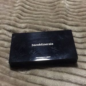 Bare minerals invisible light powder